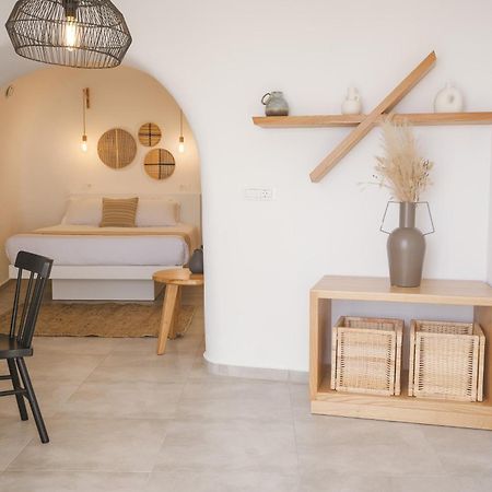 Valery Suites Firá Buitenkant foto
