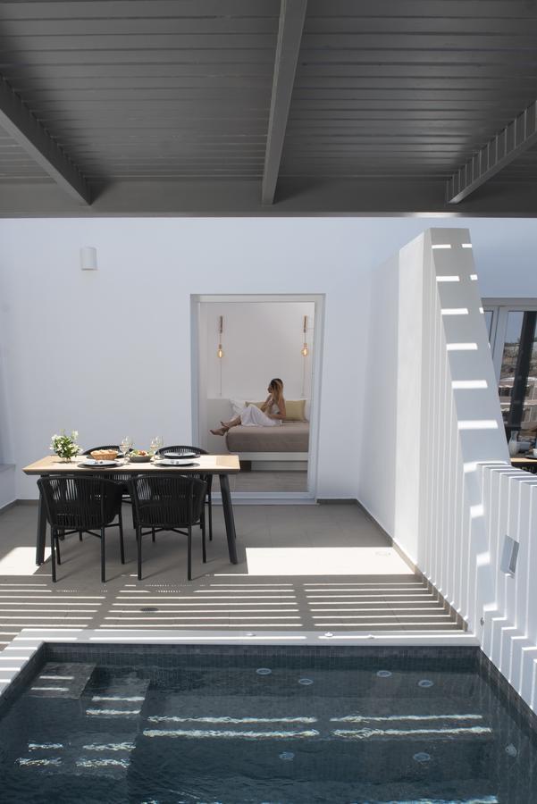 Valery Suites Firá Buitenkant foto